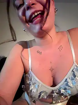 Snapshot of Biana_Fernan chatting on 25, 9, 2025 Biana Fernan online show from 25, 9, 2025