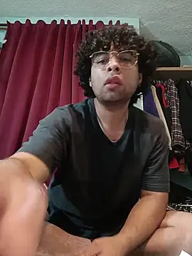 Snapshot of DocPepino chatting on 4, 2, 2026 DocPepino online show from 4, 2, 2026