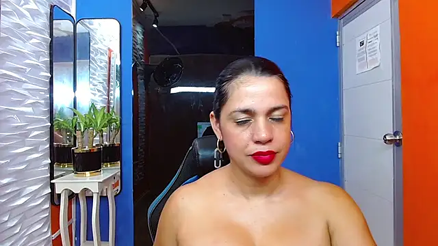 tatiana lc online show from 11, 3, 2025