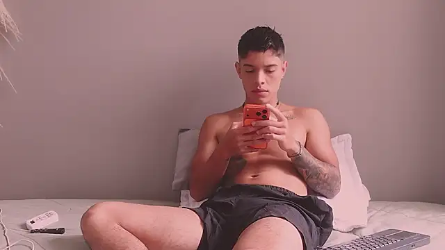 Snapshot of ErosKhaos chatting on 16, 1, 2026 ErosKhaos online show from 16, 1, 2026