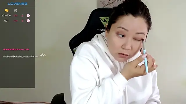 Snapshot of LisaAsianFlower chatting on 22, 5, 2026 LisaAsianFlower online show from 22, 5, 2026