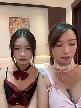 Snapshot of TOP_yoyo chatting on 13, 11, 2025 TOP yoyo online show from 13, 11, 2025