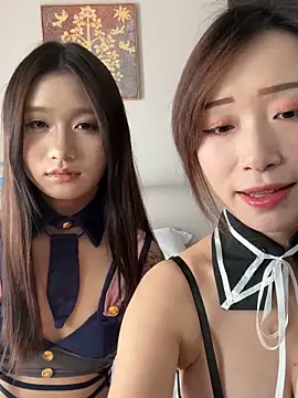 Snapshot of TOP_yoyo chatting on 15, 11, 2025 TOP yoyo online show from 15, 11, 2025