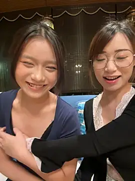 Snapshot of TOP_yoyo chatting on 30, 11, 2025 TOP yoyo online show from 30, 11, 2025