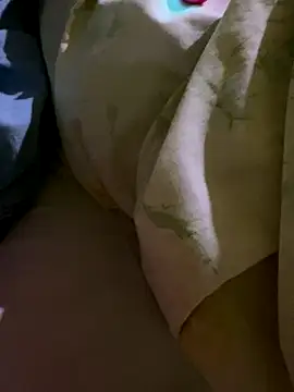 Snapshot of UproseOval chatting on 12, 9, 2025 UproseOval online show from 12, 9, 2025