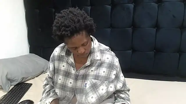 TaurusClitCake online show from 2, 10, 2025