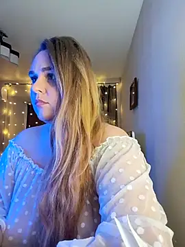 Juicy PeachLux online show from 19, 3, 2026