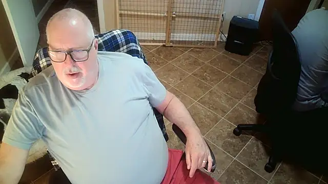 superbearboss online show from 14, 10, 2025