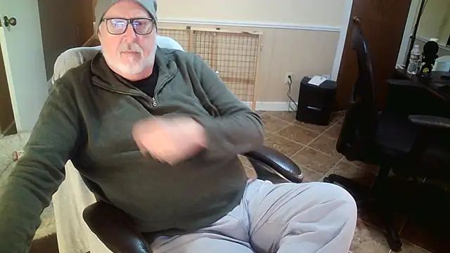 superbearboss online show from 4, 12, 2025