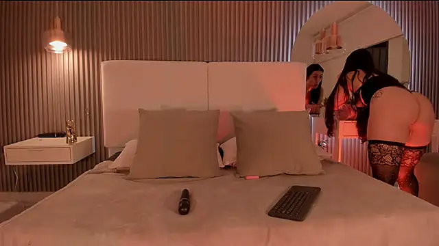 Zoewhitte online show from 25, 11, 2025