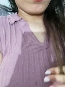saraaxx1 online show from 25, 7, 2026