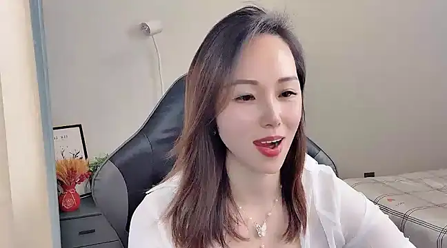 Dewluna online show from 6, 3, 2025