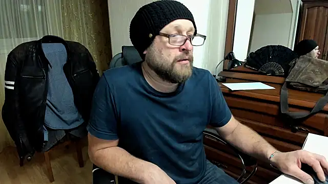 Snapshot of Grandor_M chatting on 7, 3, 2025 Grandor M online show from 7, 3, 2025