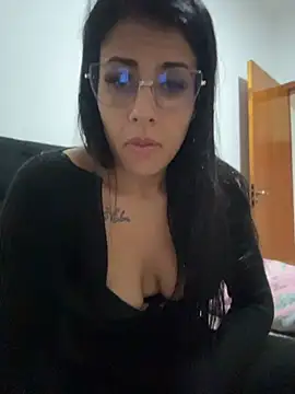 Snapshot of jheicylli chatting on 24, 6, 2026 jheicylli online show from 24, 6, 2026