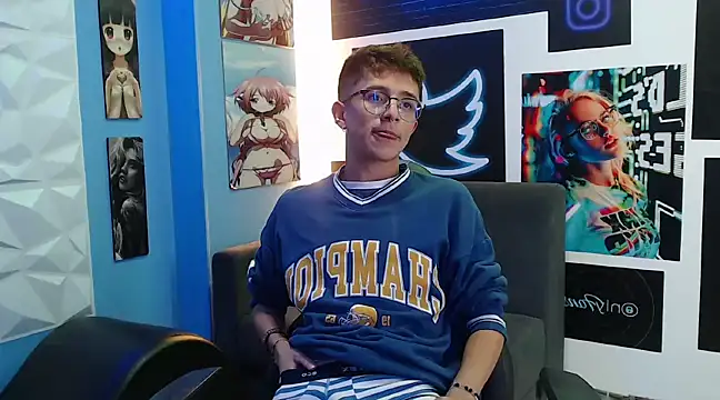 EthanCross  online show from 7, 3, 2025