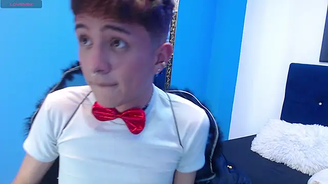 EthanCross  online show from 13, 3, 2025