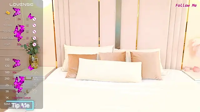 Snapshot of AmeliRoyse chatting on 9, 10, 2025 AmeliRoyse online show from 9, 10, 2025