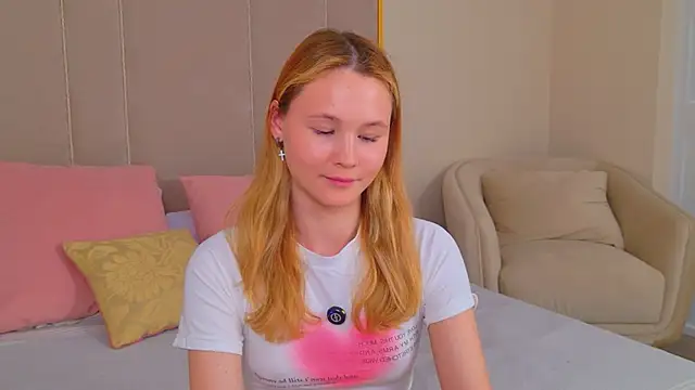 Snapshot of AmeliRoyse chatting on 4, 6, 2026 AmeliRoyse online show from 4, 6, 2026