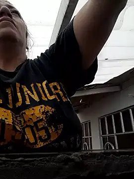 Snapshot of Luna-nevada chatting on 13, 9, 2025 Luna-nevada online show from 13, 9, 2025