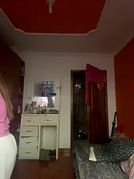 Luna-nevada online show from 24, 11, 2025