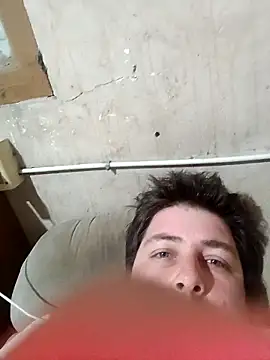 Snapshot of yorugua_12 chatting on 3, 10, 2025 yorugua 12 online show from 3, 10, 2025