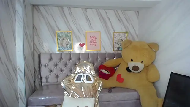 Snapshot of _wendy_b chatting on 12, 3, 2025  wendy b online show from 12, 3, 2025