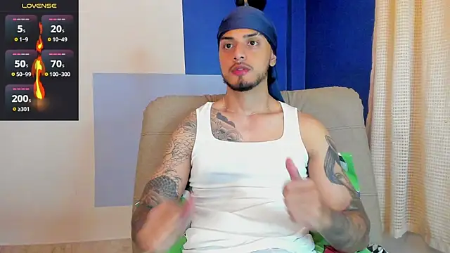 Snapshot of _ragnark_1999 chatting on 5, 12, 2025 ragnark 1999 online show from 5, 12, 2025