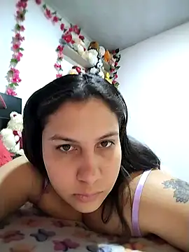 esmeralda jadees online show from 5, 4, 2026