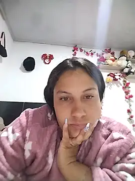 Snapshot of esmeralda_jadees chatting on 7, 6, 2026 esmeralda jadees online show from 7, 6, 2026