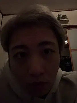 Snapshot of ryokunero chatting on 8, 3, 2025 ryokunero online show from 8, 3, 2025