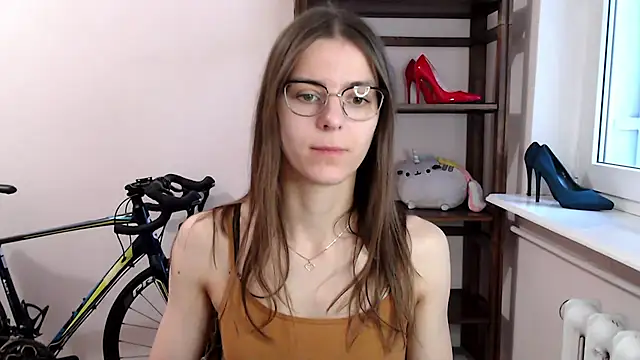 love megi online show from 20, 12, 2025