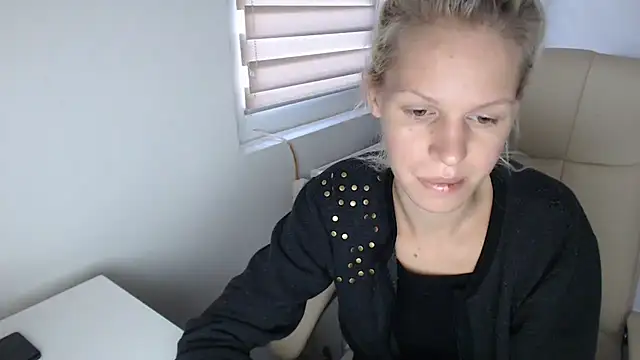 ElssaRush online show from 9, 9, 2025