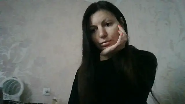 Snapshot of AliseWats chatting on 2, 10, 2025 AliseWats online show from 2, 10, 2025