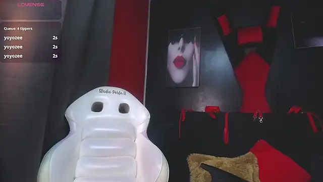 Snapshot of sweet__thang chatting on 18, 3, 2025 sweet thang online show from 18, 3, 2025