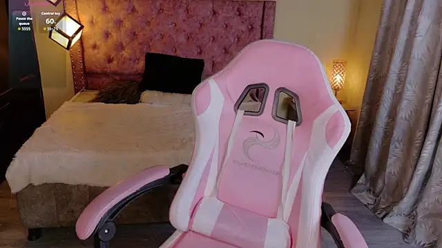 Snapshot of sweet__thang chatting on 25, 9, 2025 sweet thang online show from 25, 9, 2025