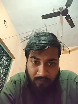 Snapshot of mpaale11 chatting on 17, 12, 2025 mpaale11 online show from 17, 12, 2025