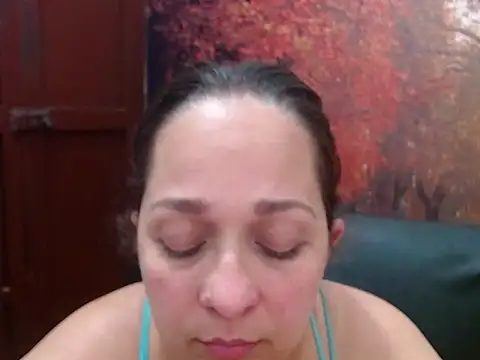 Snapshot of xxx_luluu chatting on 12, 9, 2025 xxx luluu online show from 12, 9, 2025