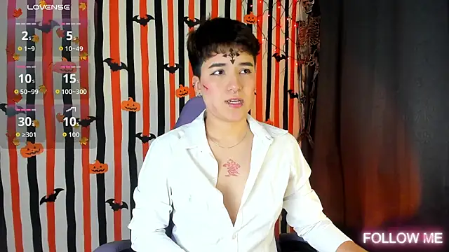 Snapshot of emma_cute7 chatting on 19, 10, 2025 emma cute7 online show from 19, 10, 2025