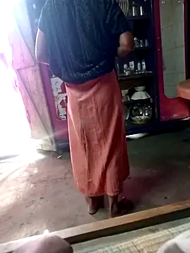 Snapshot of Sexy-nandani-baby chatting on 13, 10, 2025 Sexy-nandani-baby online show from 13, 10, 2025