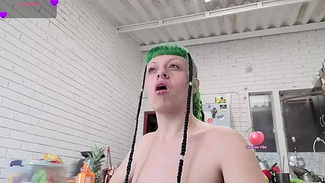 freyaa sorcerees online show from 11, 9, 2025