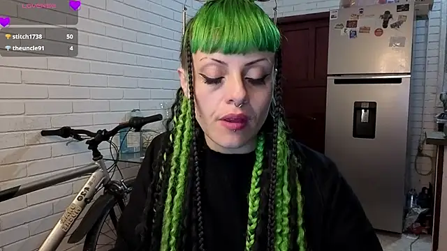 freyaa sorcerees online show from 1, 10, 2025