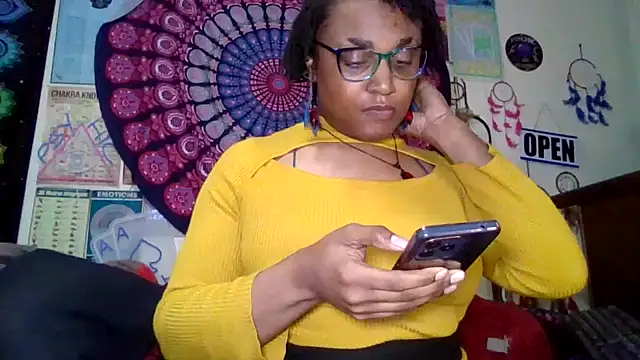 Snapshot of GardeniaFields chatting on 28, 4, 2026 GardeniaFields online show from 28, 4, 2026