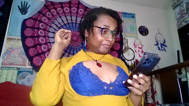Snapshot of GardeniaFields chatting on 3, 5, 2026 GardeniaFields online show from 3, 5, 2026