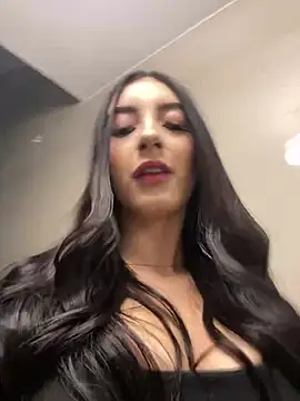 Snapshot of MagieeThomson chatting on 15, 1, 2026 MagieeThomson online show from 15, 1, 2026