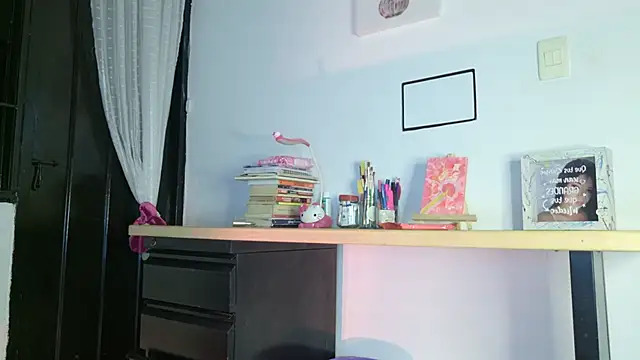 Snapshot of eva_sin18 chatting on 4, 6, 2026 eva sin18 online show from 4, 6, 2026