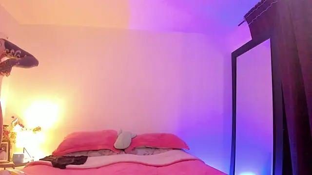 Snapshot of Alessamoth chatting on 18, 12, 2025 Alessamoth online show from 18, 12, 2025