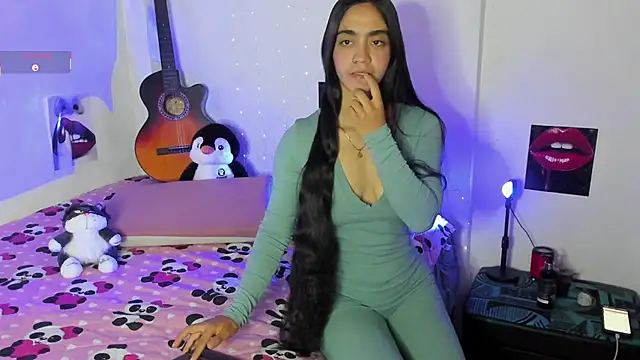 Snapshot of lizeth_sweet chatting on 3, 10, 2025 lizeth sweet online show from 3, 10, 2025