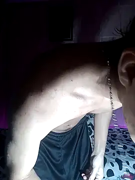 dareck 18 online show from 4, 3, 2026