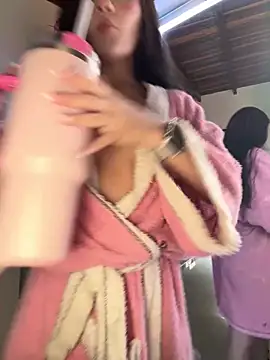 Paulet Johnson online show from 20, 3, 2025