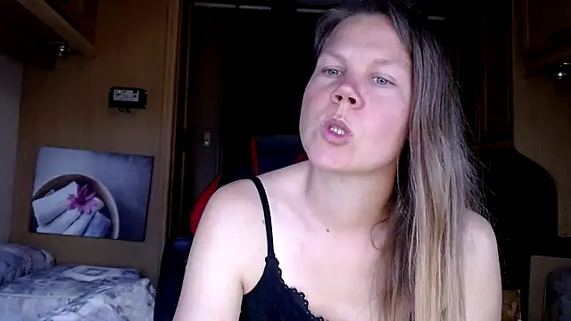 CallMeMaria online show from 5, 1, 2025